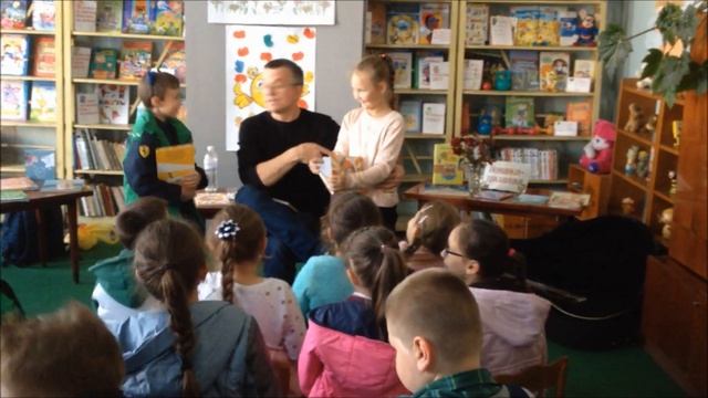 Літературна  здибанка 
