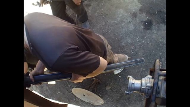 Прицепил бочку для подвоза воды на опрыскивание. смотреть онлайн