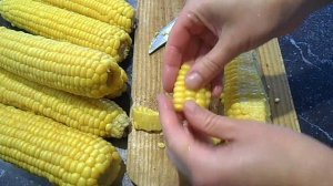 Кукуруза на зиму! Как заморозить варёную кукурузу в  зёрнах!
