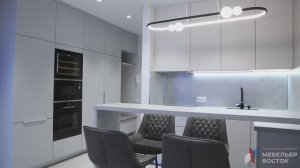 Кухня с барной стойкой