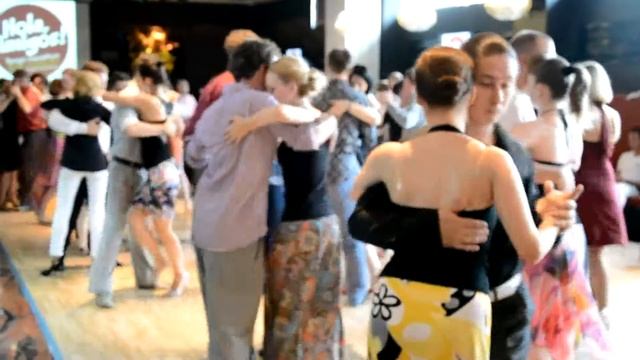 Hola Amigos! 01.08.2015 Часть 3 смотреть онлайн