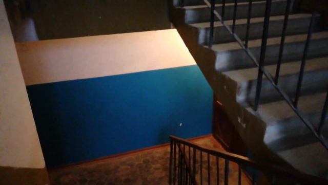 Старый крутой оригинальный электрический лифт МЛЗ адрес Генерала Петрова 20 2 подъезд смотреть онлайн