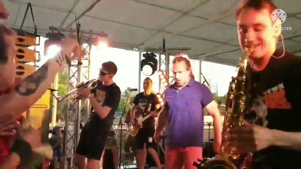 Группа Distemper. Концерт на корабле по Москва реке 26.06.22 смотреть онлайн