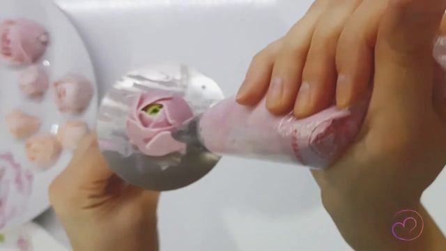 Создаем КРЕМОВЫЕ цветы