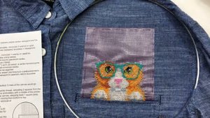 36. ВЫШИВКА НА ОДЕЖДЕ. Кармашки от МП Студия. Водорастворимая канва. Вышивка крестом.