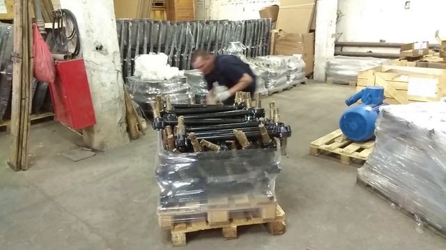 Опалечивание поддона стрейч-плёнкой.