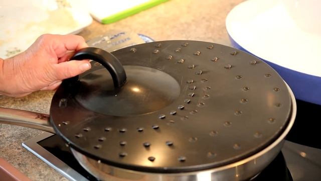 Рыбные котлеты из минтая на подушке из лука-порея с пикантным булгуром. Сочные! Без хлеба и лука! смотреть онлайн