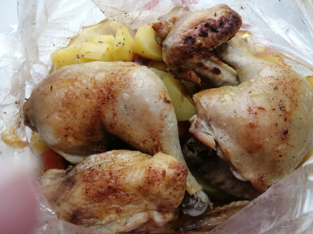 Курица с овощами в духовке. Рецепт приготовления курицы в рукаве