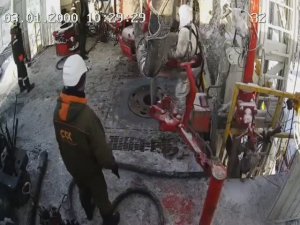 Затупок открыл элеватор и труба улетела🚀😳
