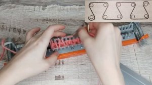 21 - 22 - 23 УЗОР СОТЫ НА РЕЗИНКЕ 2х2 - КРУПНЫЕ И МЕЛКИЕ СОТЫ | вязальная машина ИВУШКА