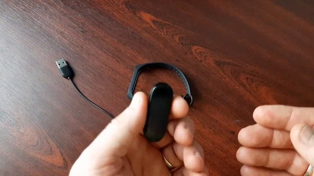 Xiaomi MiBand 4. Для чего нужен фитнес-браслет не спортсмену..?