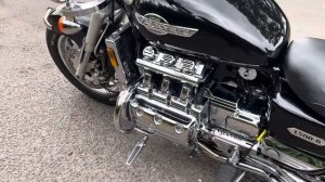 Honda Valkyrie F6C walk around and cobra 6 into 6 exhaust sound without baffles