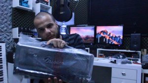 BUGERA T50 - Unboxing