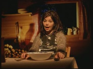 Björk - Human behaviour