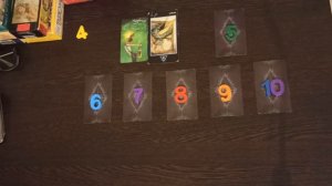 " Какой типаж нравится загаданному человеку?" таро на любовь и отношения.