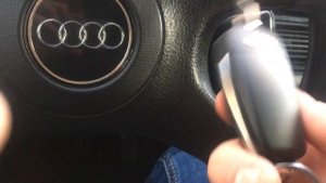 Выкидной ключ с али експресс для Ауди