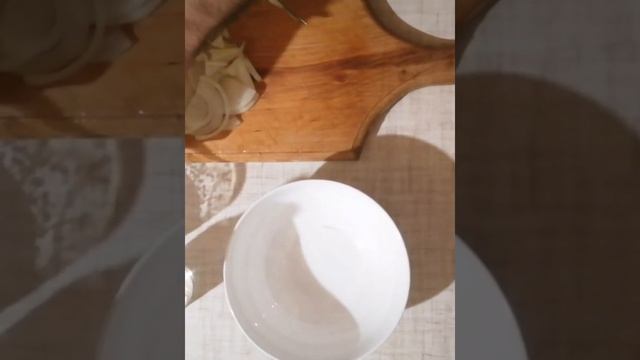 Говяжья печенка с маринованным луком. Вам очень понравится!!!