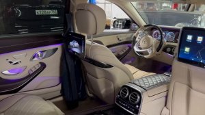S-CLass, Maybach 222 - большой монитор взамен штатного для задних пассажиров