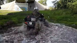 Cf Moto X8 в воде)