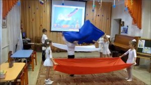танец с полотнами "Звезда России"