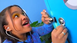 Hello Kitty пропала! Покемон против Hello Kitty!