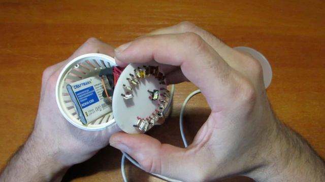 Светодиодная лампа на аккумуляторе своими руками смотреть онлайн