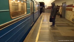 [Ретро-метро]: Планерный путеизмеритель на станции "Таганская" (ТКЛ)