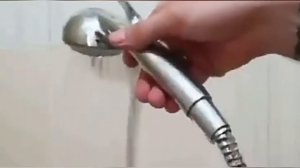 Душевая кабинка со стеклянными стенками  боль каждой хозяйки Как помыть   кабинку и починить душ