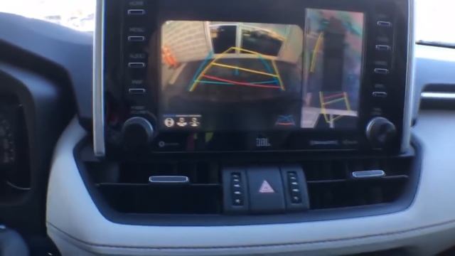 Осмотр нового Toyota RAV4 2019 смотреть онлайн