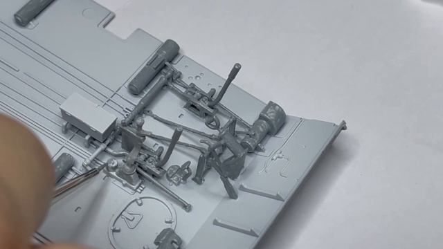 INTÉRIEUR DU CHAR - MONTAGE & PEINTURE - T-34/85 w/D-5T - MiniArt 1/35 - Partie 2 смотреть онлайн