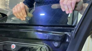 Как снять стекло в передних дверях BMW G12. door window glass removal BMW G12