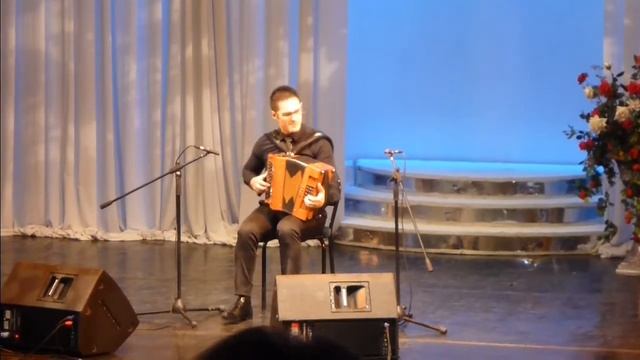Баянист виртуоз Alessandro Gaudio (Italy). Из совместного концерта с Поелуевым А микс Баян лучшее