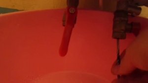 как слить воду с водонагревательного бака