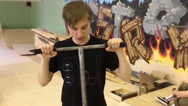 Руль 1,5 метра в высоту // Илья разбил мою машину? // Андрей Скутовский "УМЕР" в Wheelage?// VLOG № смотреть онлайн