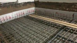 Заливка пола при строительстве бассейна