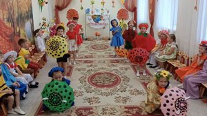 "Выборы главного помощника осени" утренник в подготовительной к школе группе