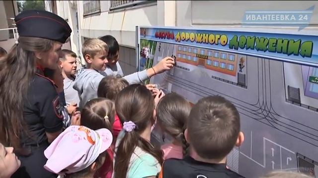 У дорожной грамоты не бывает каникул смотреть онлайн