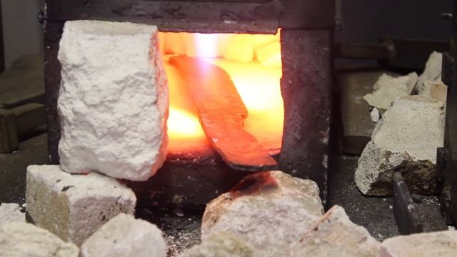 Forging Big San Mai Damascus Bowie Knife [Epic Full Build] From Saw Blade + 80CrV2 Hand Forged Knif смотреть онлайн