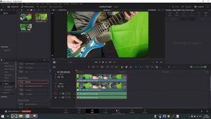 Davinci Resolve 17 Как удалить зелёный фон, если в кадре зелёный объект