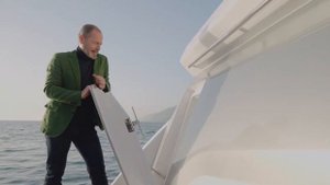 Azimut 53 Flybridge | Digital Presentation