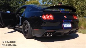 2016 Ford Mustang Shelby GT350R: Start Up and Revs with Active Exhaust