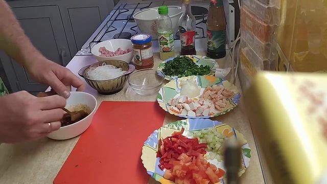 Тайские салаты. А-ля "Ям Луам Митт" смотреть онлайн