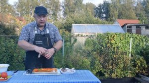 Рецепт кальмара фаршированного креветками,томатами и приготовленного на гриле мангала.