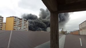 горит вещевой рынок на ирчи казака в махачкале