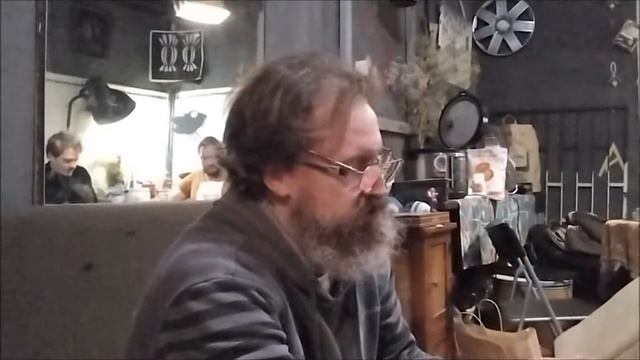 Бирюлёвские жаворонки v. 3.1: Саша Чекалов смотреть онлайн