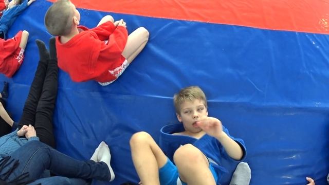 Схватки Витязей на соревнованиях по СамБО смотреть онлайн