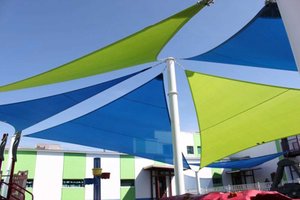Изготовим и установим теневые паруса любой сложности для коммерческих и жилых объектов.