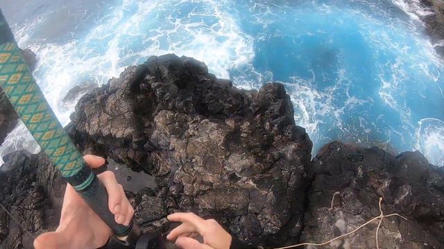 Ulua Fishing Shore Casting in Hawaii смотреть онлайн