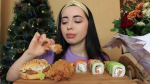 ЖИТЬ ОТДЕЛЬНО НА КАВКАЗЕ / СУШИ И KFC MUKBANG Ayka Emilly