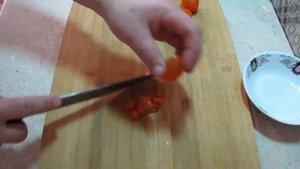 Что можно приготовить из мяса оленя? Пробуем тушеную оленину Какая на вкус #оленина #тушенка #мясо